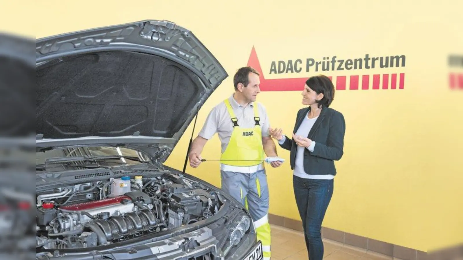 Hält der Gebrauchte, was er verspricht? Um unnötigen Ärger zu vermeiden, sollte man vor dem Kauf eine Gebrauchtwagenuntersuchung im ADAC Prüfzentrum München durchführen lassen. (Foto: ADAC)