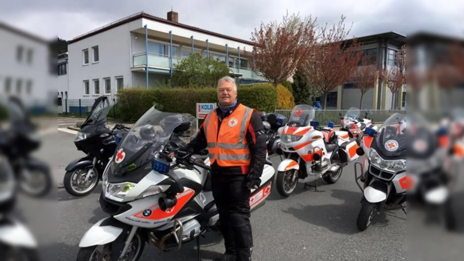 Clemens Salzer macht an den Wochenenden mit seinem ­Motorrad die Autobahnen sicher.	 (Foto: BRK)