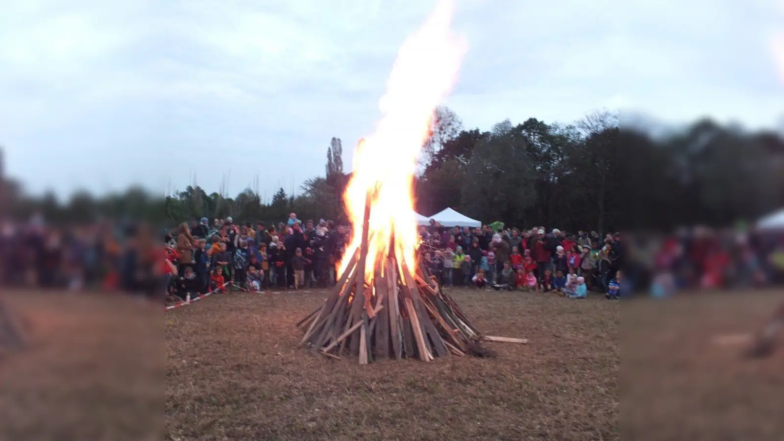 Am Samstag, 24. September, laden Bündnis 90/ Die Grünen zum alljährlichen Kartoffelfeuer in die städtische Baumschule ein. (Foto: pi)