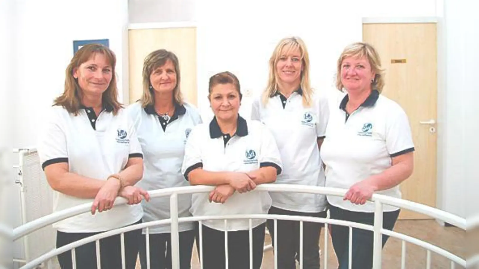 Zum Team gehören (v. l.) Sandra Arnold, Rosi Leucke, Reyhan Acar, Tina Hell und Annett Jahn.          (Foto: VA)