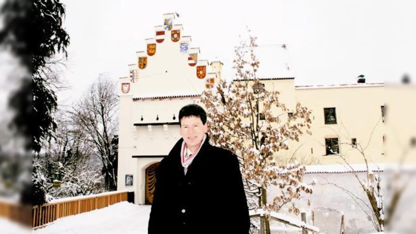 Noch liegt die Grünwalder Burg in tiefem Winterschlaf, doch schon bald gehen nach Worten von Bauamtsleiter Stefan Rothörl die Arbeiten an der Modernisierung des Brandschutzes los.	 (Foto: hol)