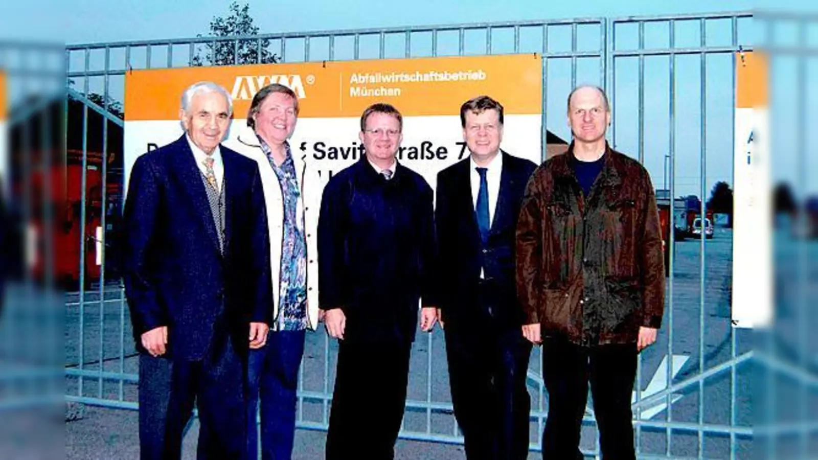 v.  li.: Franz Reznik und Dorothea Grichtmaier, BA-Mit­glieder, Michael Nord, CSU-Ortsvorsitzender, Stadtrat Robert Brannekämper, Martin Baumgartner,  Ba-Mitglied.	 (Foto: Privat)