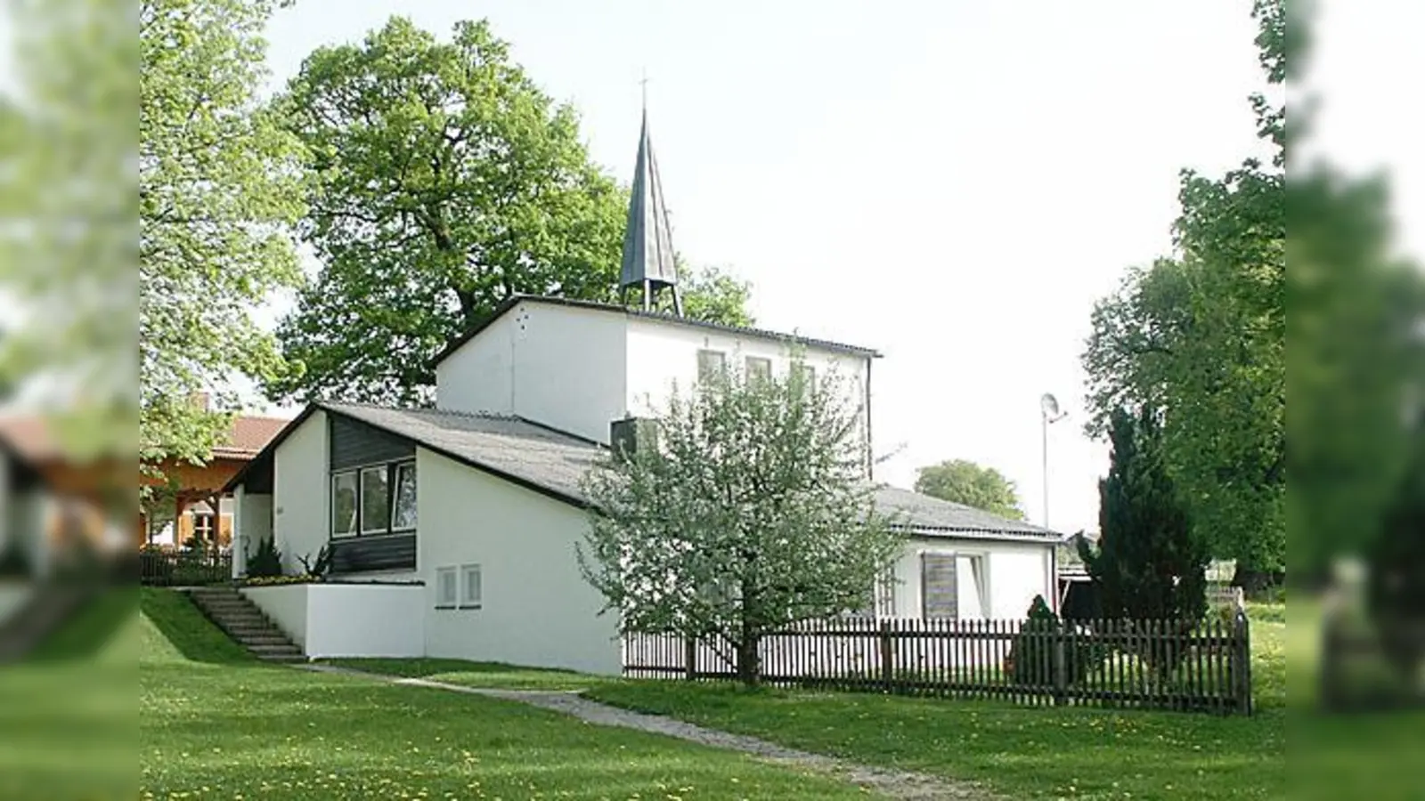 Der 50. Geburtstag der Dietramszeller Kapelle wird mit einem fröhlichen Fest gefeiert.  (Foto: VA)