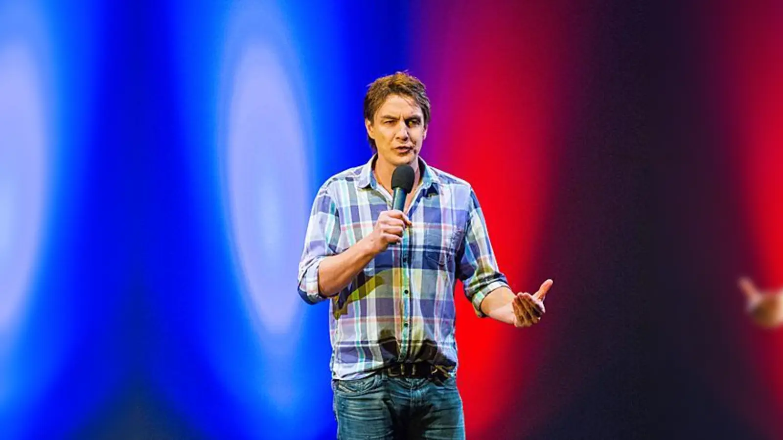 Nicht nur Parodist: Matze Knop spricht auch über Feng Shui, Yoga und Paarproblematik.	 (Foto: Nicola Borgmann)