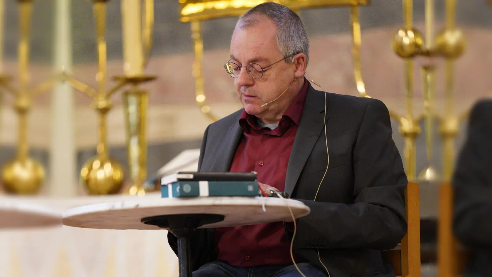 Pastor Jörg Finkbeiner aus der Erlöserkirche in der Hanauer Straße hat die Weihnachtsbotschaft für den Moosacher Anzeiger verfasst. (Foto: EmK Erlöserkirche)