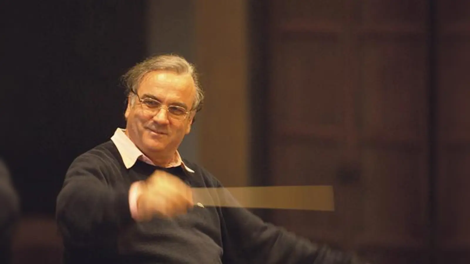 Den Taktstock zu schwingen hat Jordi Mora bei Sergiu Celibidache gelernt.	 (Foto: Tobias Melle)