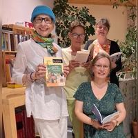 Das Vorlese-Team freut sich auf viele kleine und große Zuhörerinnen und Zuhörer. (Foto: St. Stephan)