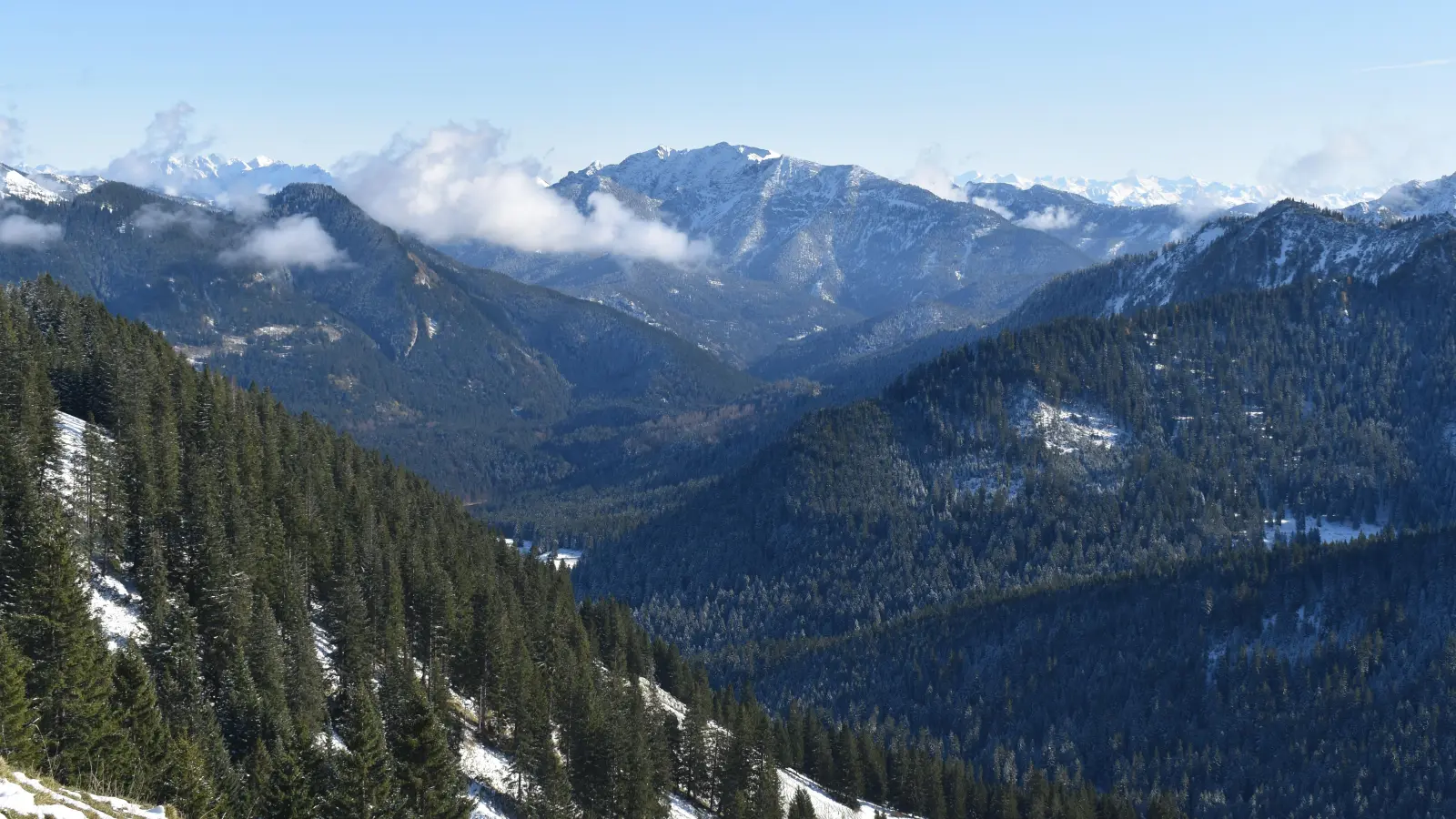 Zu einem ökumenischen Gottesdienst lädt der Kirchheimer SC ein. (Symbolbild: dm)