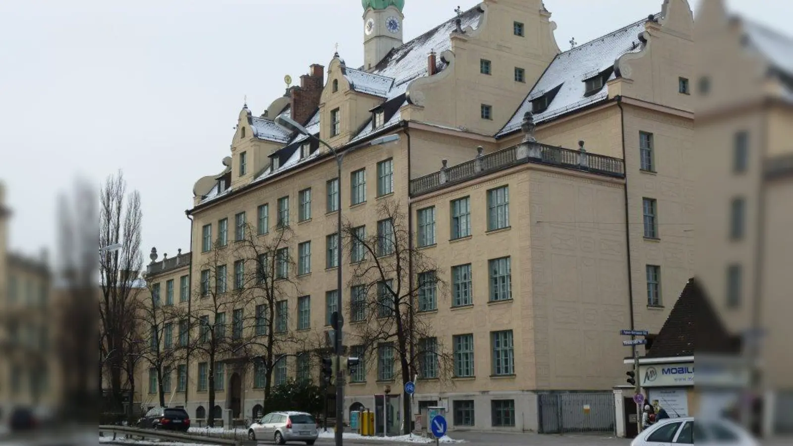 Die Mittelschule an der Fürstenrieder Straße sorgt mit verschiedenen Präventionsmaßnahmen dafür, dass an der Schule nicht gedealt wird. (Foto: BK)