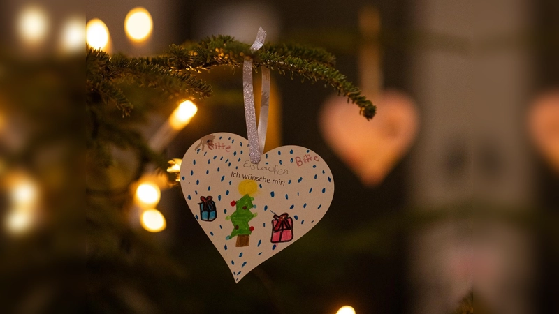 Herzenwünsche von Kindern finden sich ab 19. November auf dem KulturWunschBaum. (Foto: Daniela Pfeil)