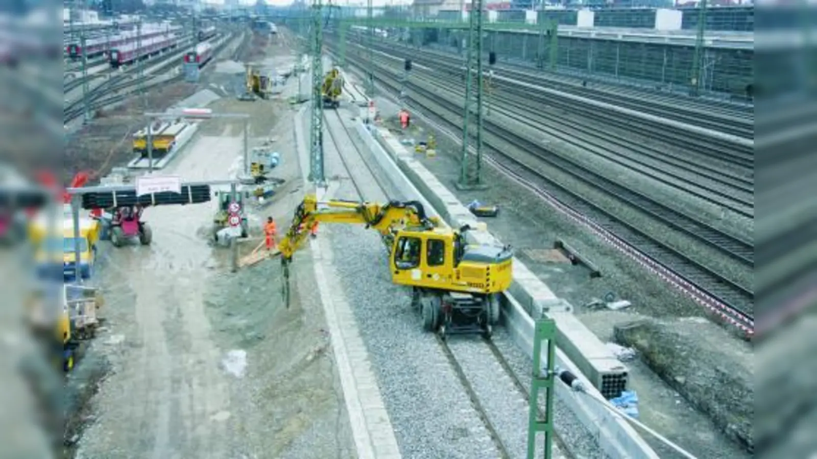 Umfangreiche Gleisarbeiten, um das Projekt zu realisieren, sind derzeit in Gange. (Foto: Aurelis Real Estate GmbH)