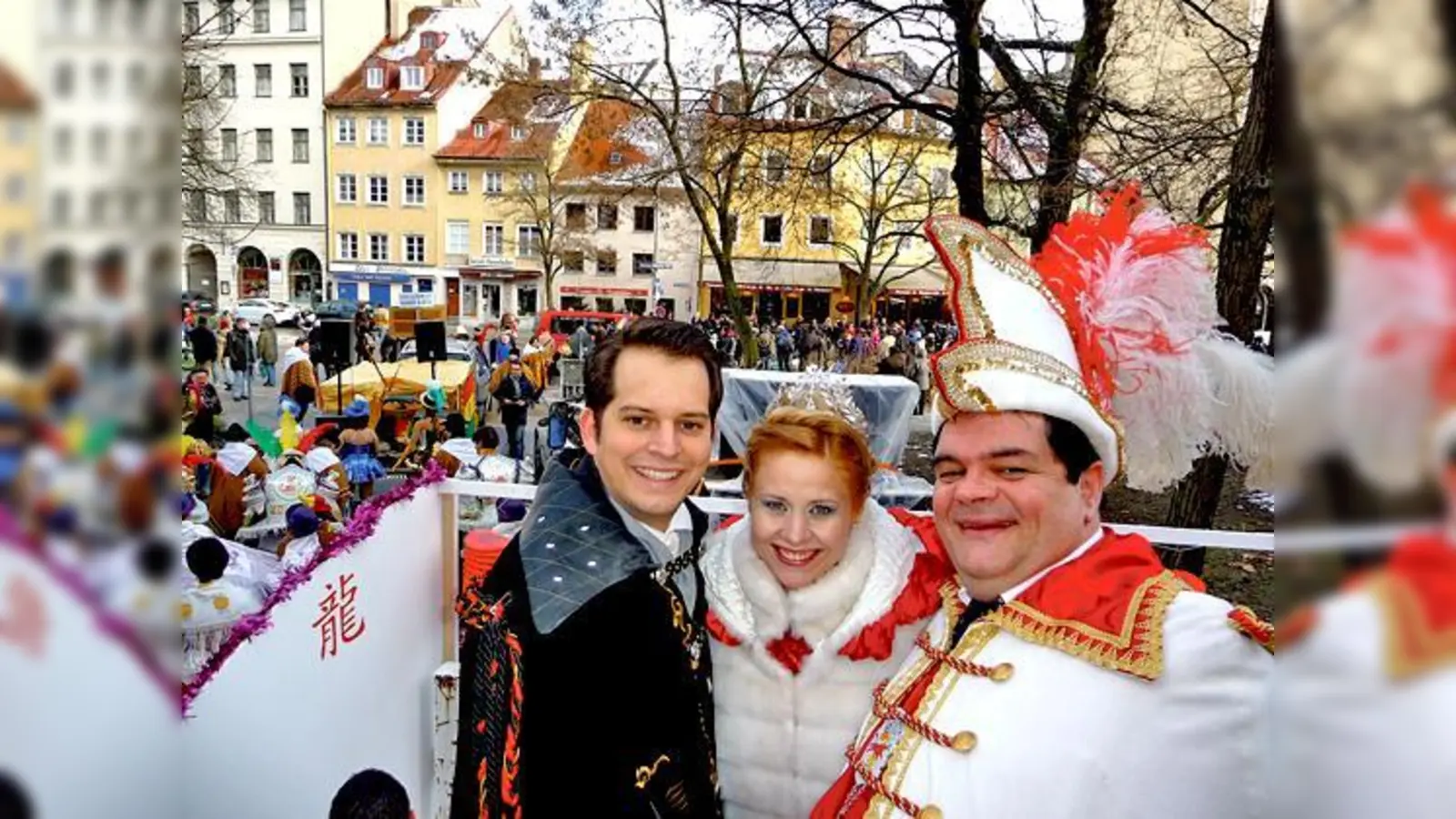 Helau und Alaaf: Bunt geschmückte Wagen und kostümierte Tanzgruppen verbreiten Faschingsstimmung. 	 (Foto: VA)