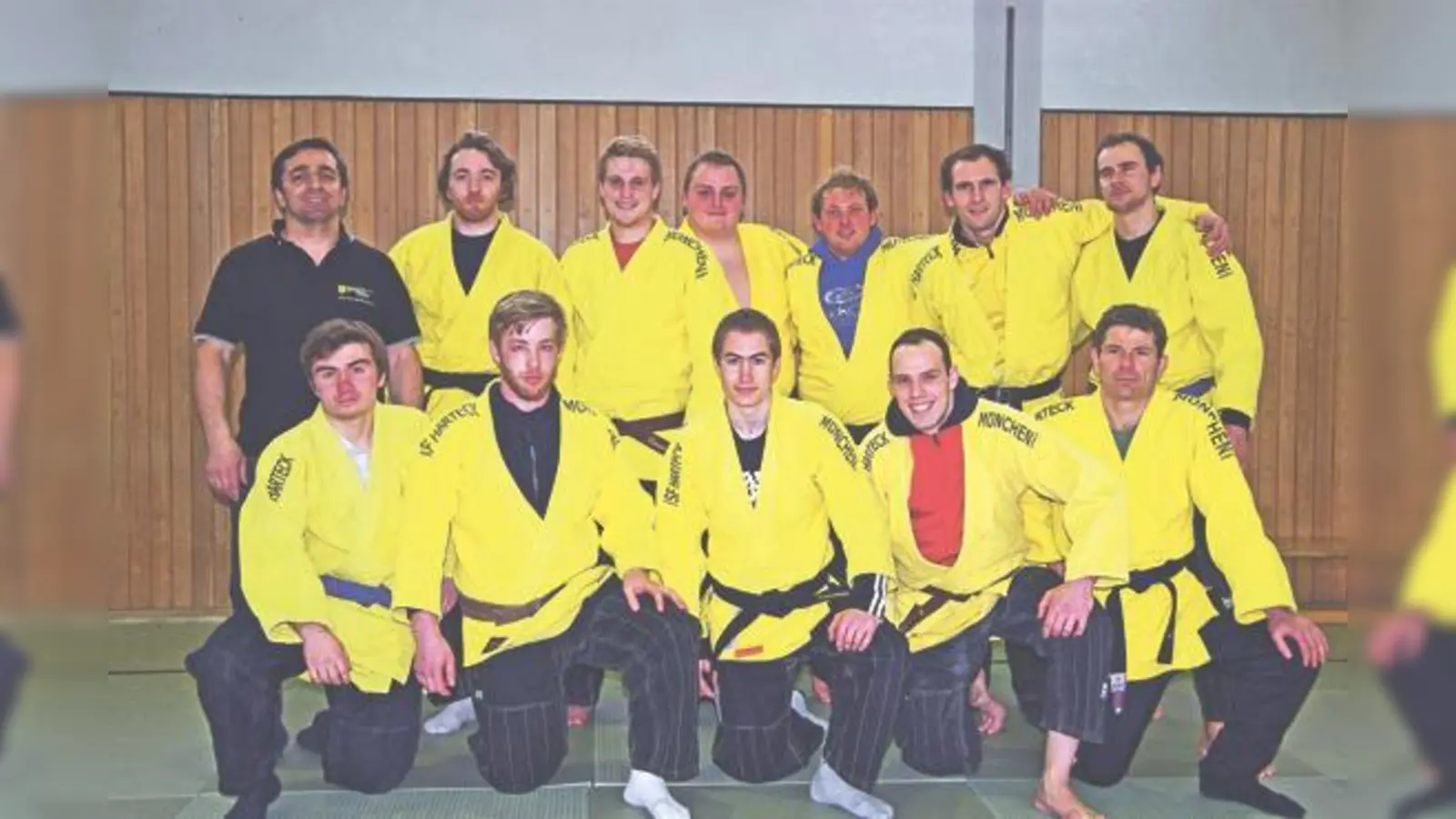 Der erste Sieg in der Regionalliga 2013 wurde gebührend gefeiert.	 (Foto: VA)