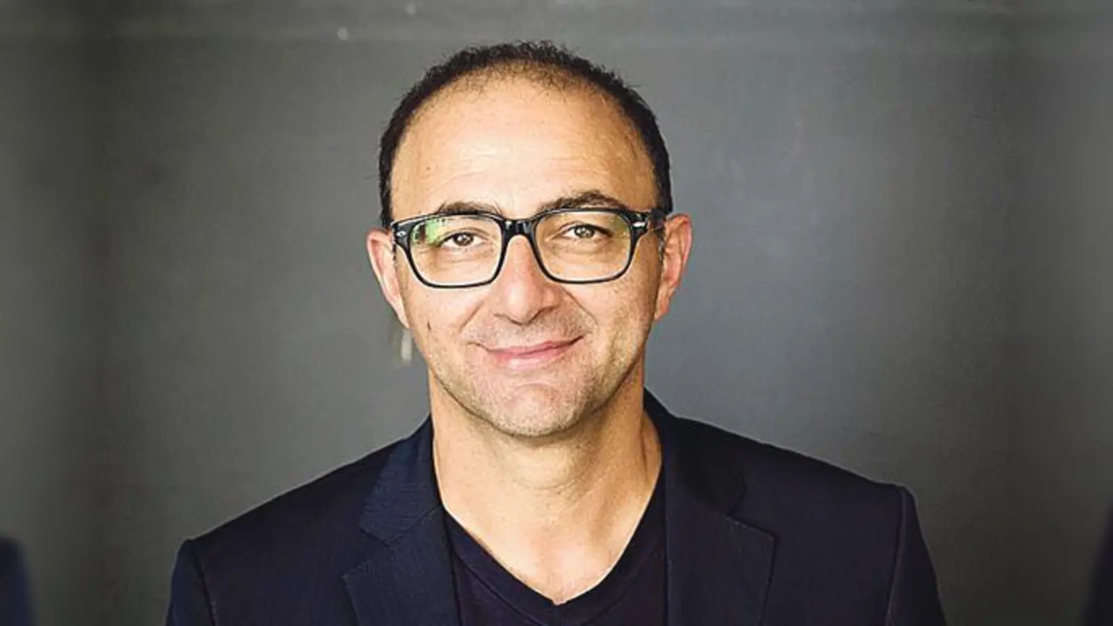 Su Turhan hat jetzt seinen sechsten »Kommissar Pascha«-Roman veröffentlicht.	 (Foto: © Regina Recht)