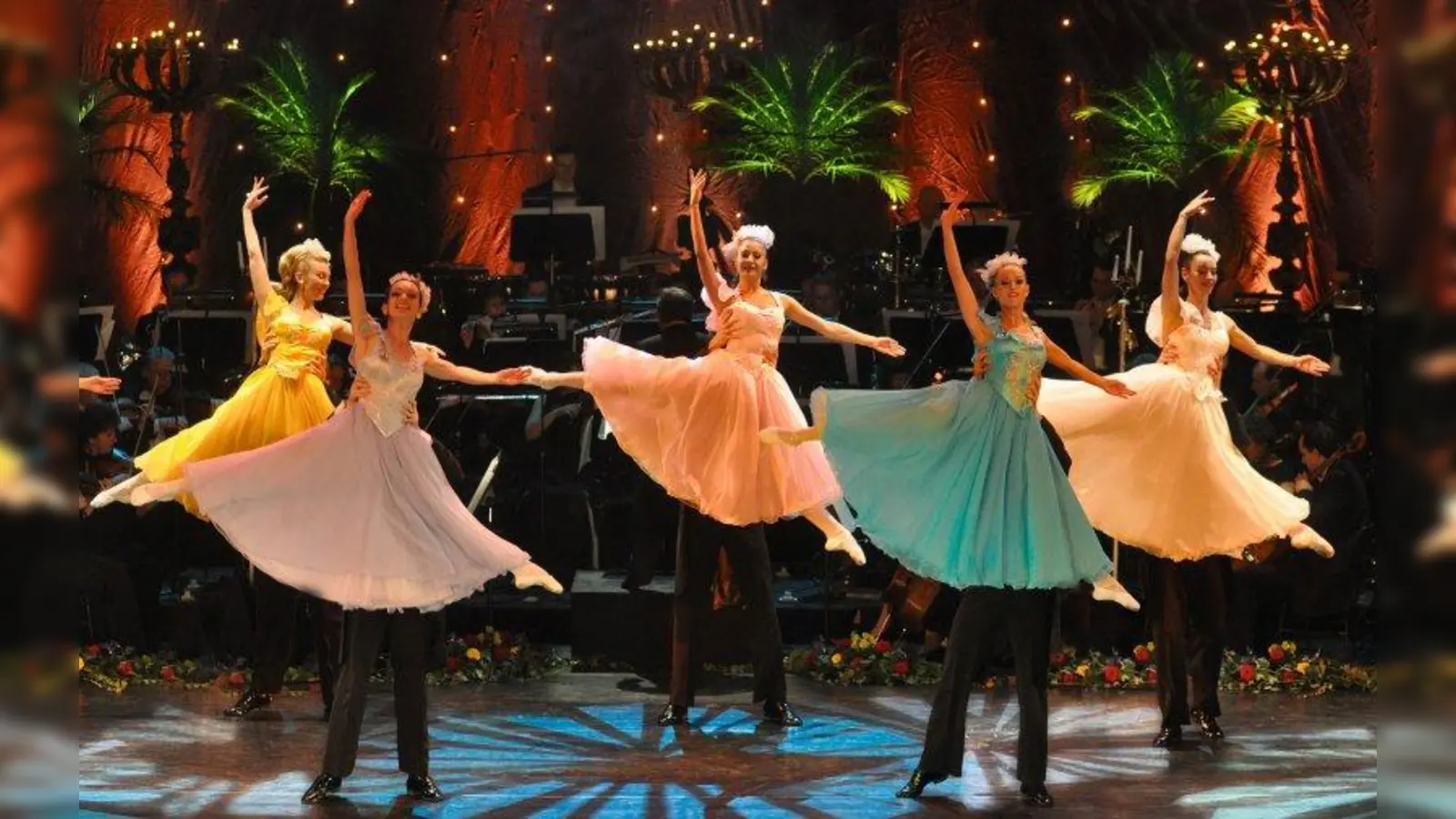 Die Budapester Operettengala: temperamentvolle Darbietungen, opulenten Kostüme und bezaubernde Choreografien. (Foto: München Musik)