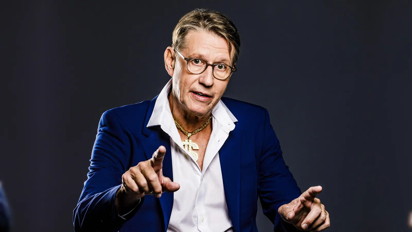 Der Kabarettist Andreas Rebers ist mit seinem neuen Programm in Oberhaching zu Gast.  (Foto: Susie Knoll)