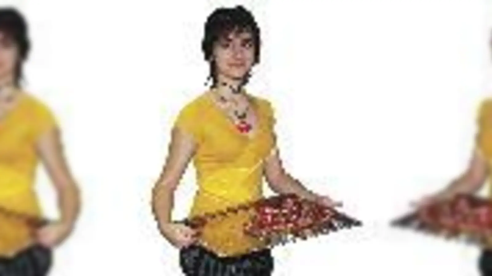 Firmenchefin Jenny Leucz von der Simmernschule bietet gesunde Snacks zur Pause an.	 (Foto: Privat)