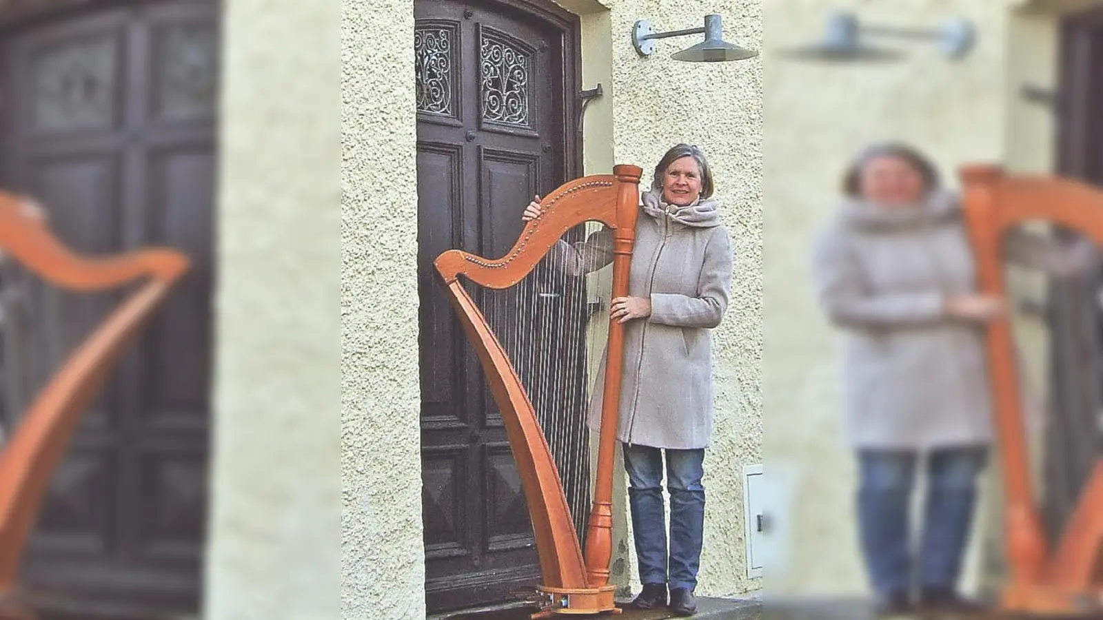 Trotz Umzugsstress kann die Leiterin der Sauerlacher Musikschule, Ulrike Both, noch lächeln: Anfang März zieht sie in das Alte Forsthaus um.	 (Foto: Pietsch)