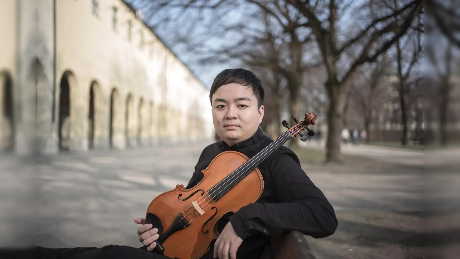 Solist des Viola-Konzerts ist Diyang Mei, neuer Solo-Bratscher der Münchner Philharmoniker. (Foto: VA)