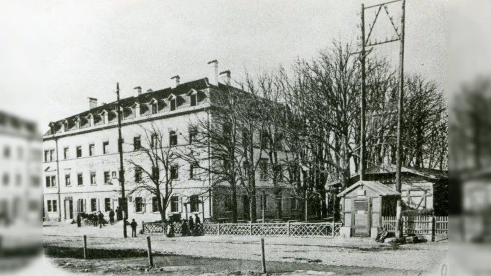 Altehrwürdig: Das Hotel Zur Post wurde 1893 gebaut und war Zeuge der wechselvollen Geschichte Pasings. (Foto: Pasinger Archiv)