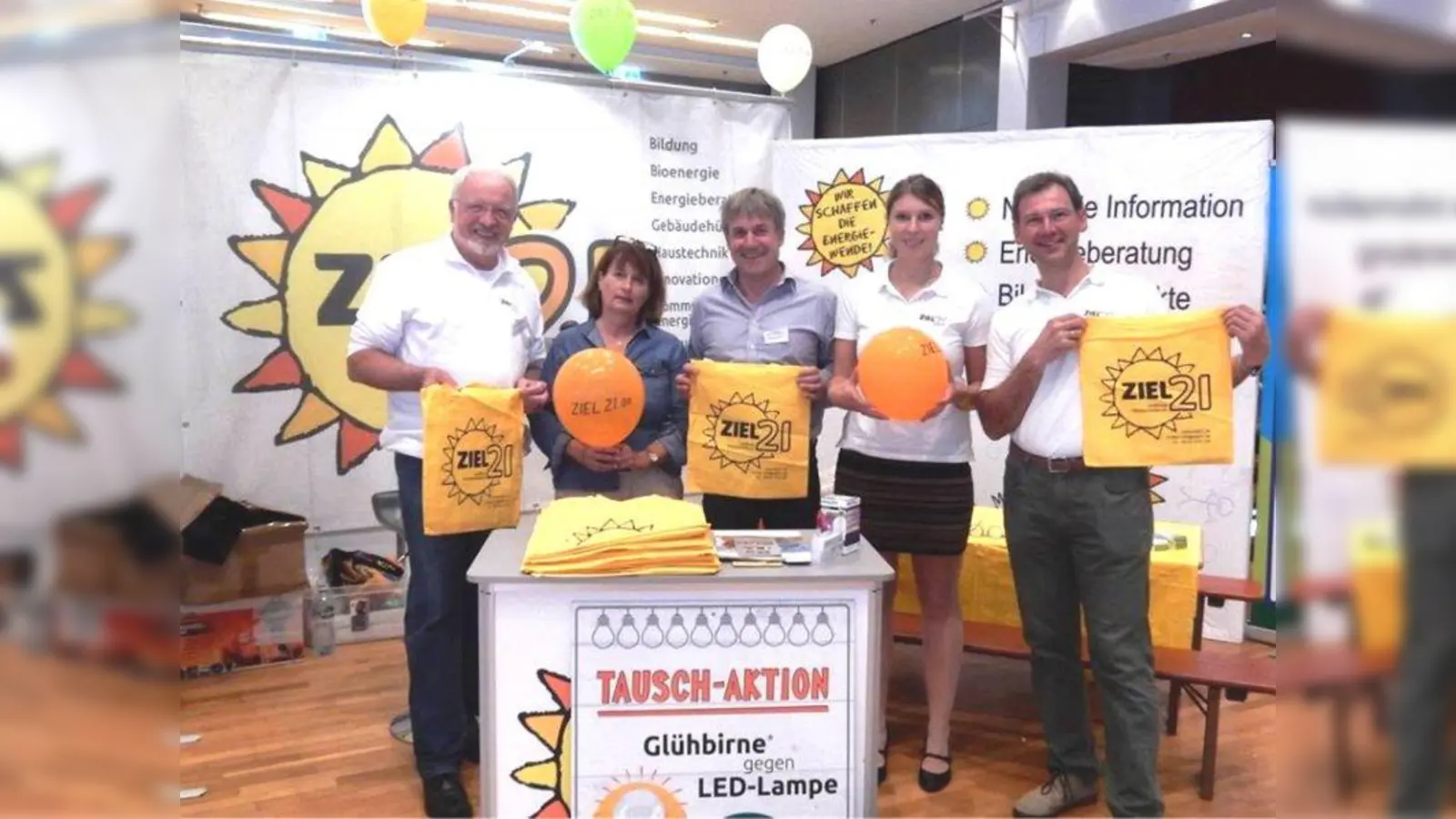 Gut beraten war man bei den Mitgliedern von Ziel 21, v.l.: Max Keil, Gabi Schallermeier, Gottfried Obermayr, Ramona Weiß und Thomas Holzmüller. (Foto: Ziel 21)