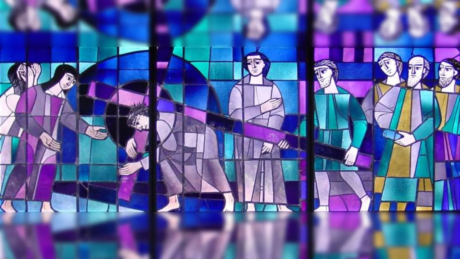 Die Glasfenster der Simeonskirche sollen für die neuen Kirchenräume erhalten bleiben. (Foto: job)