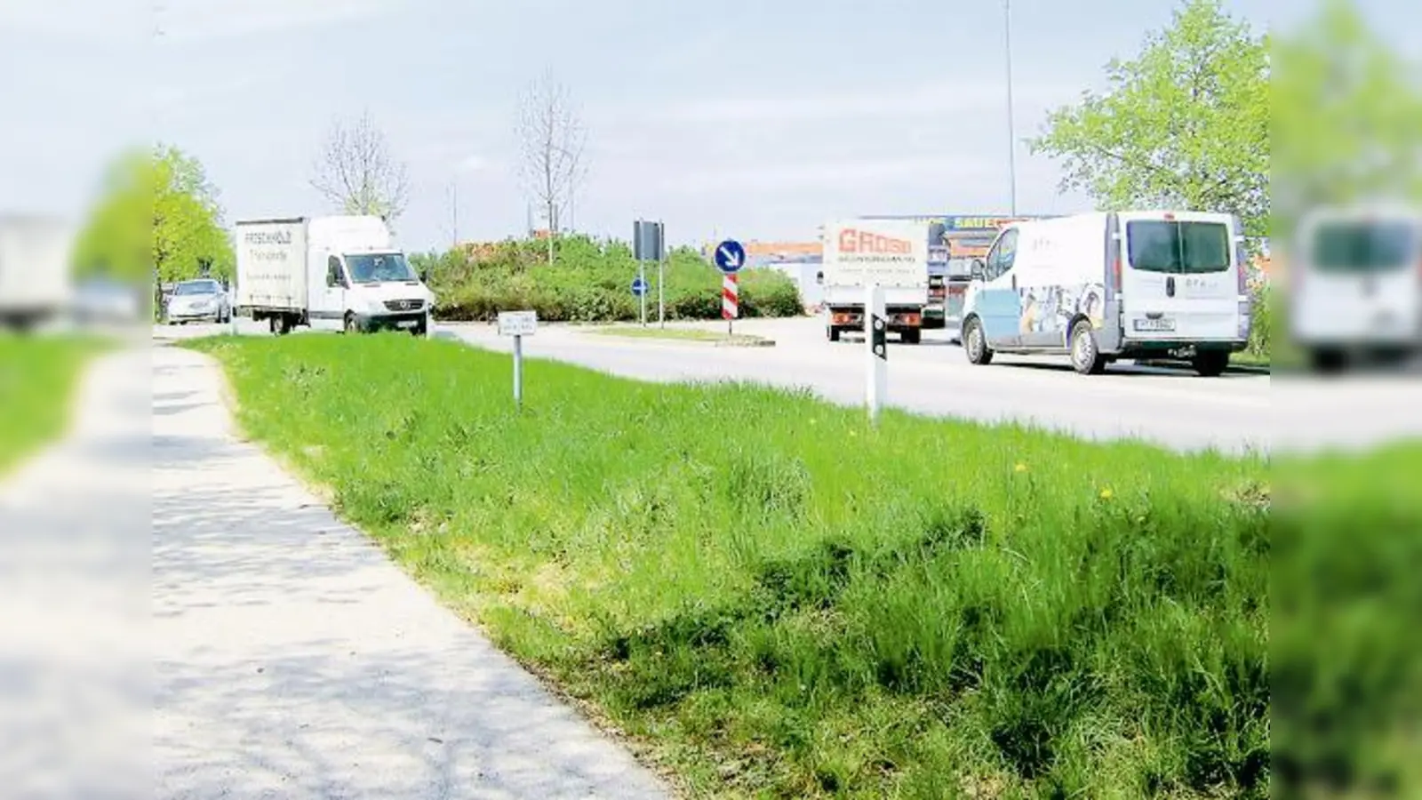Hier geht ab Juli gar nichts mehr, denn der Kreisel am Ortsausgang  wird aufgrund von massiven Spurrillen komplett neu gebaut. 	 (Foto: Pietsch)