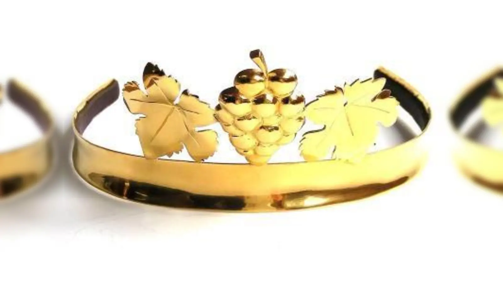 Diese Krone der Wirmsthaler Weinprinzessin ist verschwunden. (Foto: pr)