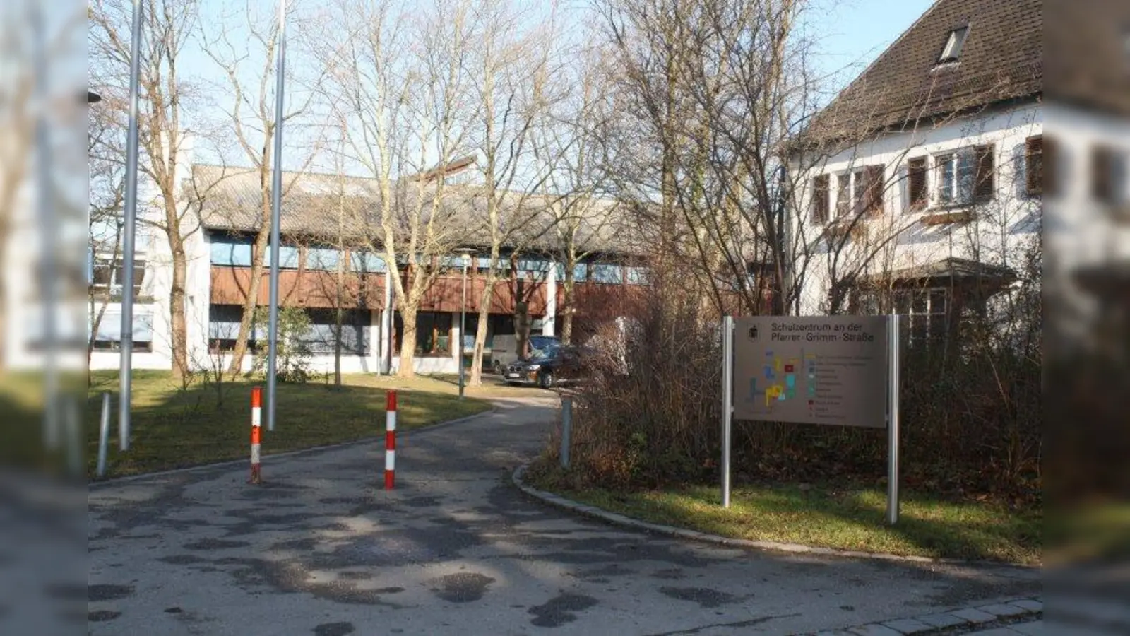 Soll, wenn möglich, erweitert werden: Das Schulzentrum an der Pfarrer-Grimm-Straße. (Foto: sb)