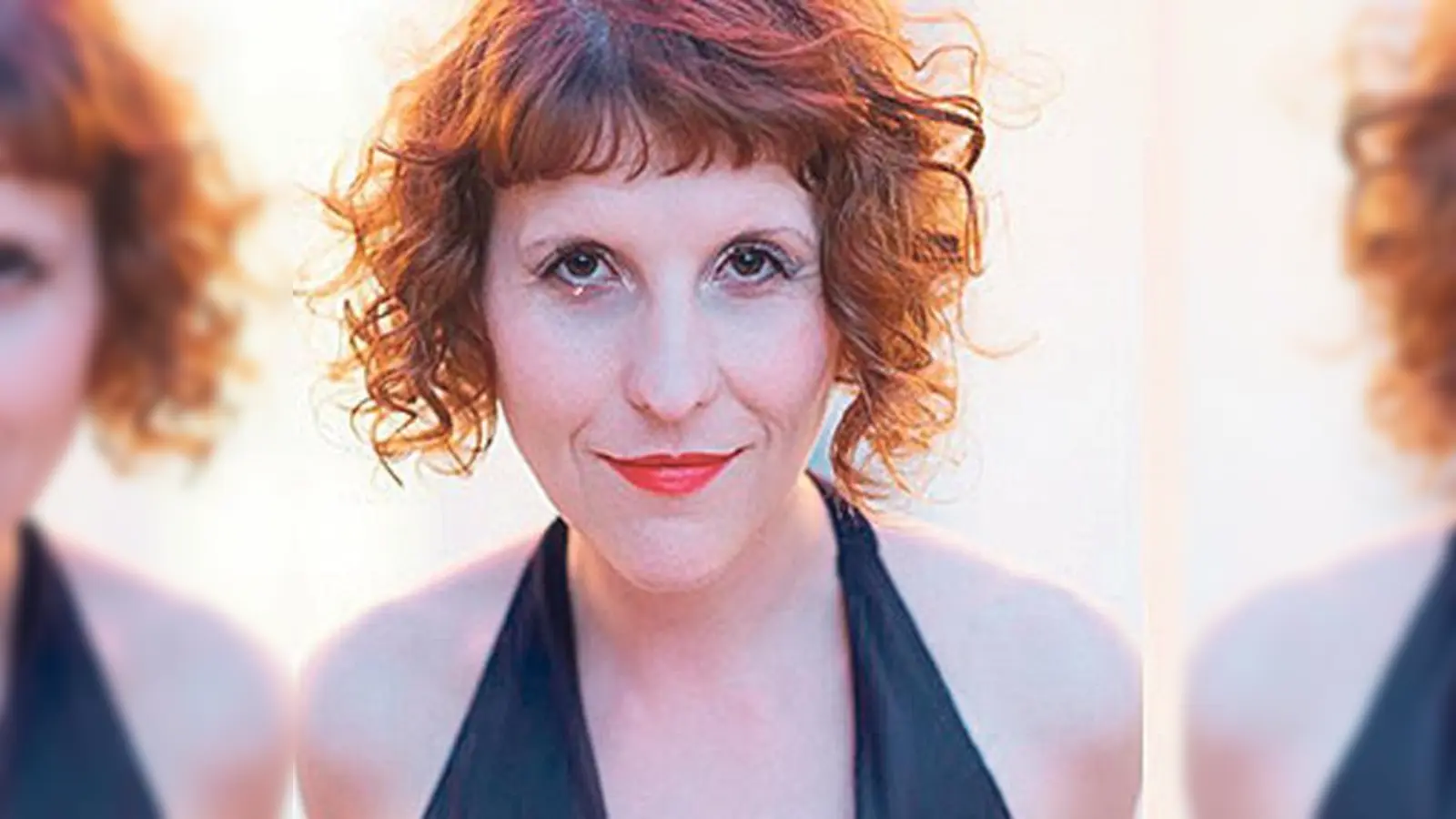 Hannah Zitzmann spielt die Moderatorin.	 (Foto: VA)