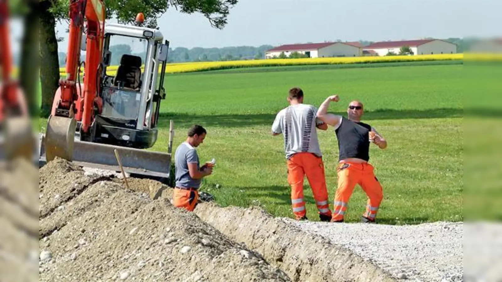 Überall im Landkreis werden Kabel zur schnelleren Datenübertragung verlegt. 	 (Foto: bb)