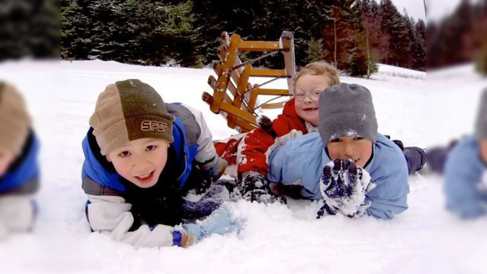 Nah und gut: Die Münchner Parks sind bei Schnee beliebt zum Schlittenfahren.  (Foto: Sozialreferat)