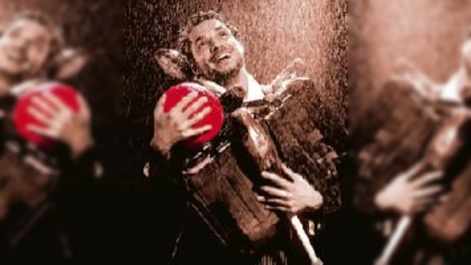 Faszination Regen: Der Cirque Éloize kommt mit seinem aktuellen Programm rain ins Deutsche Theater.  (Foto: VA)