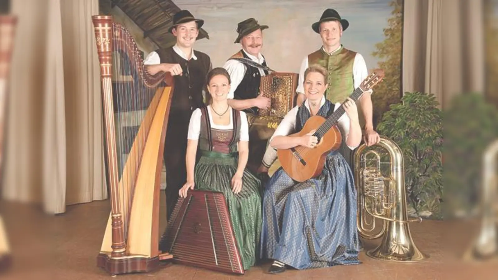 Die Stoabergmusi aus dem Landkreis Rosenheim sorgt für beste Volksmusikunterhaltung. 	 (Foto: S. Gaar)