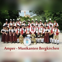 Amper-Musikanten Bergkirchen spielen beim Altstadtfest von 13 bis 15.30 Uhr, auf der großen Bühne vor dem Rathaus. (Foto: Amper-Musikanten )