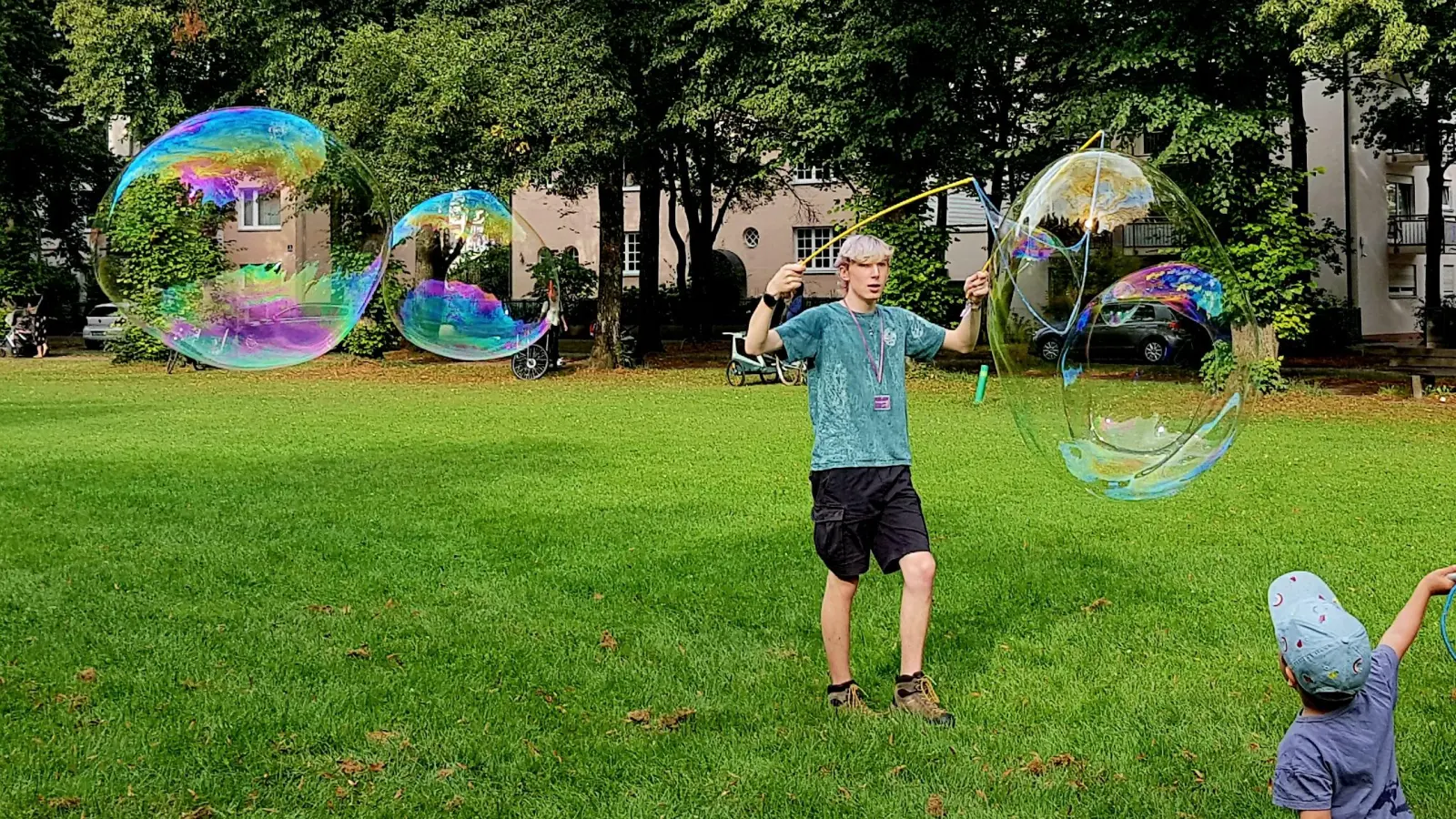 Mit dem Seifenblasen-Event starten die Ferienaktionen. (Foto: Familienzentrum )