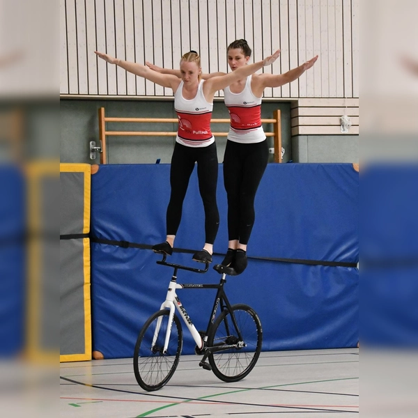Sabine Tausch und Katharina Hupfauer (rechts). (Foto: Magdalena Müller)
