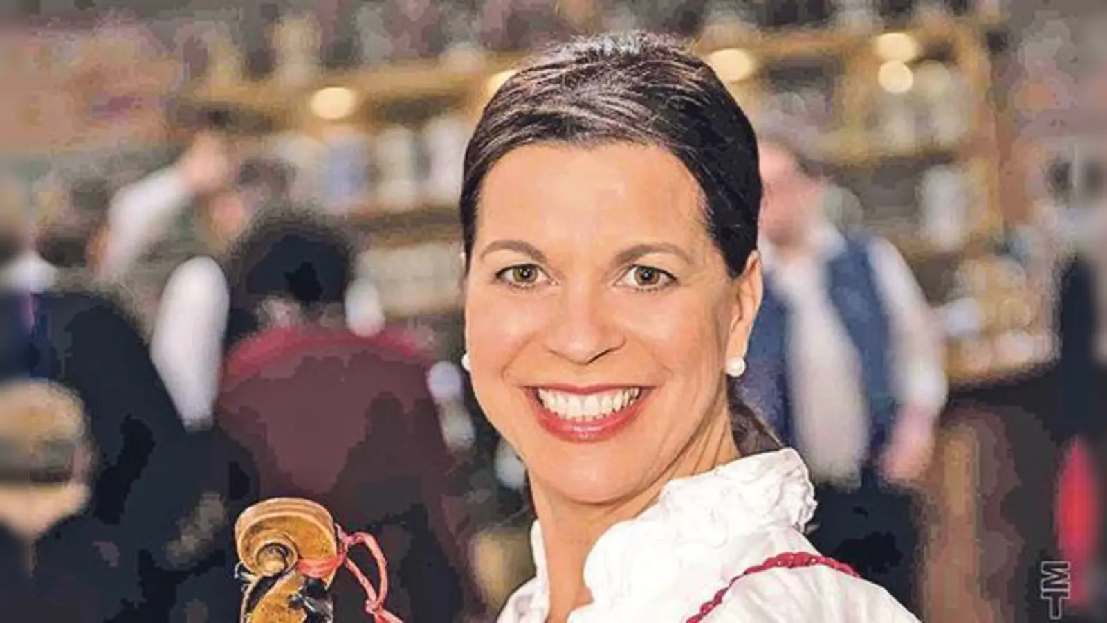 Traudi Siferlinger lädt zur Altbairischen Weihnacht in die Münchner Residenz ein.	 (Foto: Konzertwerk)