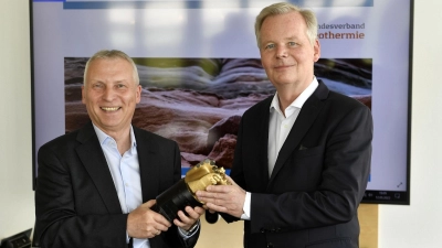 Helge-Uve-Braun und Jan Neusiedl (rechts) wollen gemeinsam die hiesigen Potenziale der Geothermie heben zum Wohle von Stadt und Region.  (Foto: SWM)