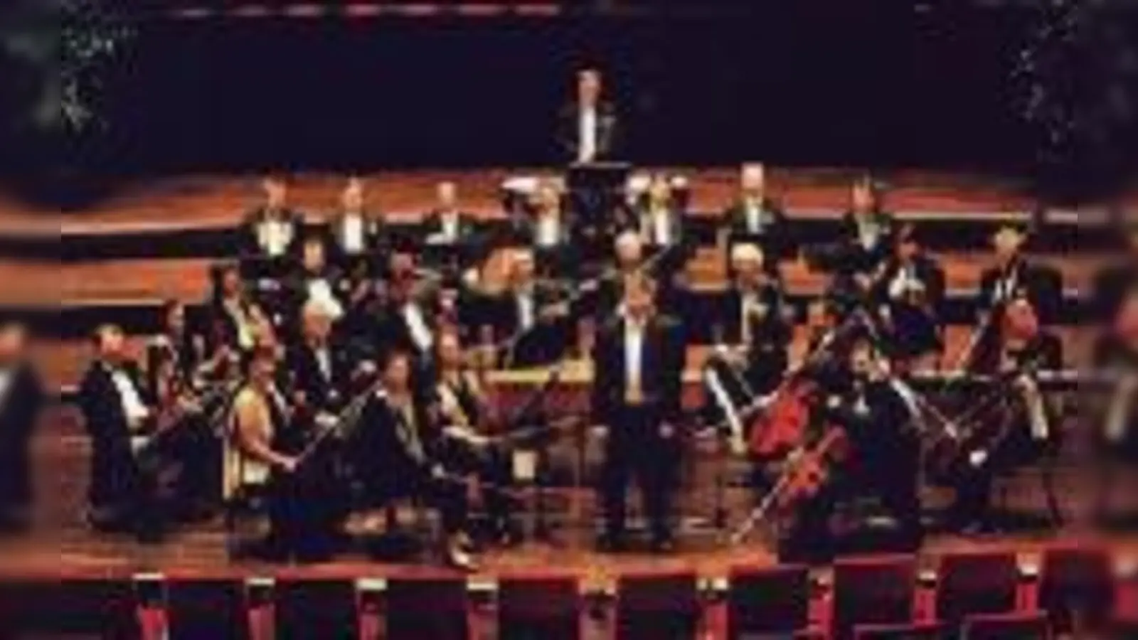 Für einen stimmungsvollen Start ins neue Jahr sorgt das Prague Festival Orchester. 	 (Foto: VA)