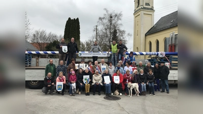 Am Freitag ging das weiß-blaue Traditionsstangerl auf die 900 Kilometer lange Reise nach Dalmatien. (Foto: Leon Öttl)