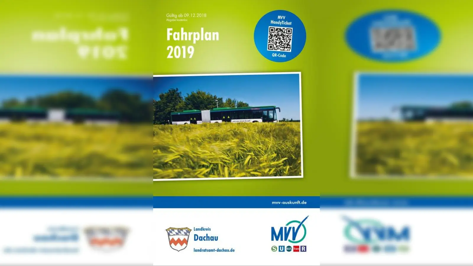 Der Landkreis Dachau hat für den Jahresfahrplanwechsel ein eigenes Fahrplanheft herausgegeben. (Foto: LRA Dachau)