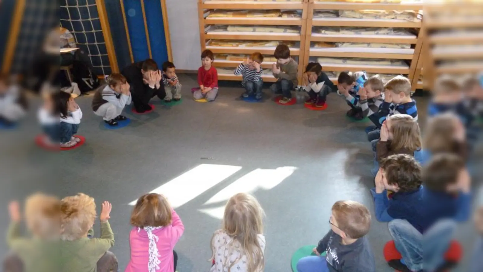 Der Kindergarten „Namen Jesu” beteiligt sich am Projekt „Singende Kindergärten”. Gemeinsames Singen soll damit wieder stärker in den Kindergartenalltag eingebunden werden. (Foto: pi)