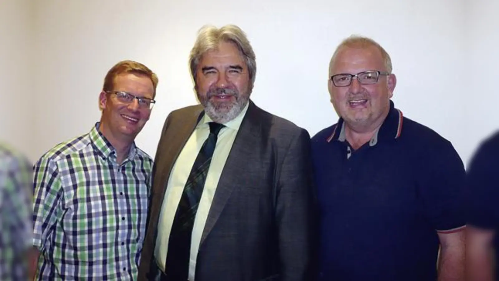 Dritter Bürgermeister Thomas Reichel, Ortsvorsitzenden Dr. Dietrich Keymer und Ortsgeschäftsführer Alois Rath (von links nach rechts).	 (Foto: privat)