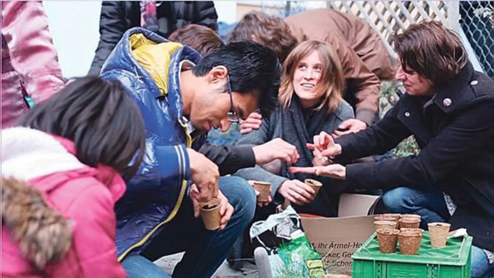 Jetzt ist die Zeit, um Setzlinge anzuzüchten. Ab Mai sollen Pflanzen den grau-urbanen Raum begrünen.	 (Foto: VA)