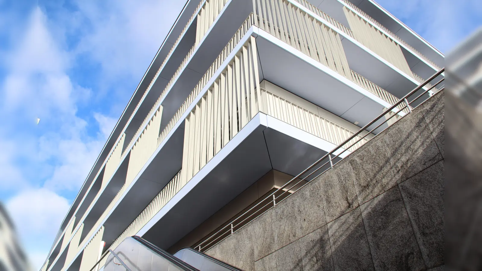 Die neue Schule: „Für den Komplex wurde eine moderne, zeitlose und klassische Architektursprache gewählt”, so das städt. Bildungsreferat. (Foto: job)