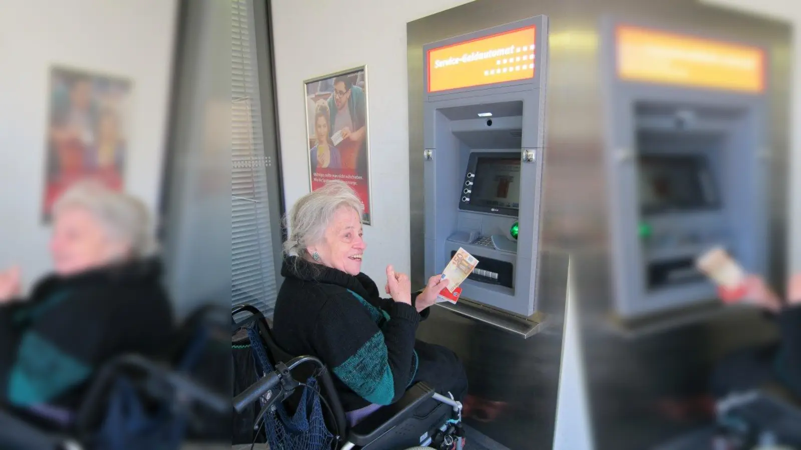 Geldabheben ist nun auch für die Rollstuhlfahrerin Christel Festl möglich. Die Stadtsparkasse erfüllte den Laimer Bürgerwunsch und legte die Geldautomaten tiefer. (Foto: pi)