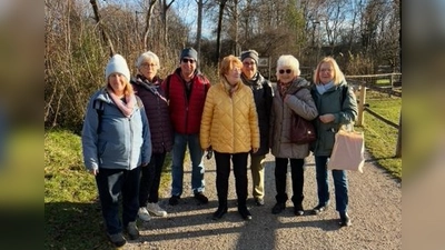 Die Spaziergeh-Gruppe des ASZ Perlachs war unter anderem im Umweltgarten Neubiberg unterwegs. (Foto: ASZ Perlach)