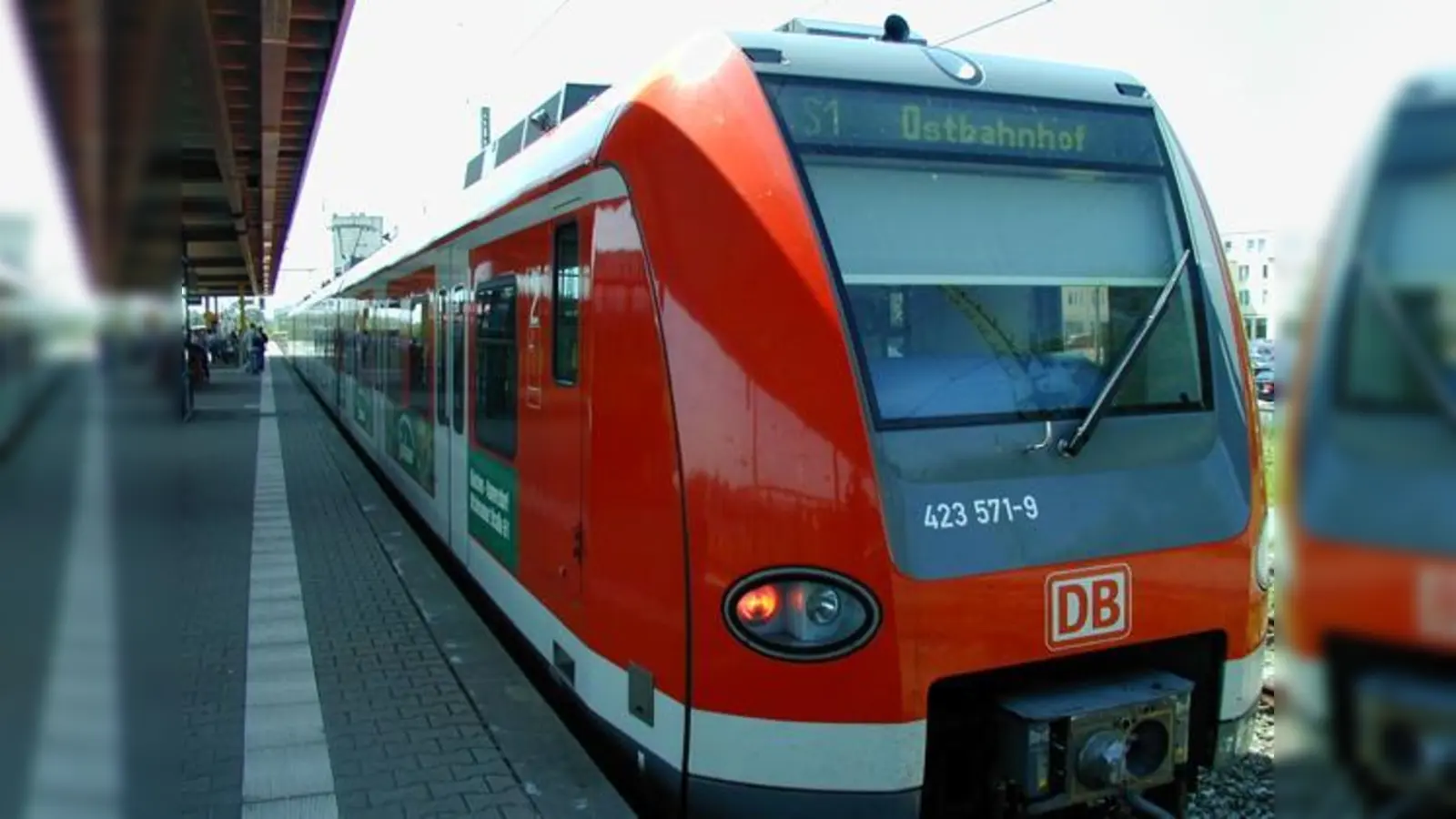 Noch fährt diese S1 durch den über 40 Jahre alten S-Bahntunnel unter der Stadt durch. Die Chancen auf den zweiten Tunnel sind gestiegen.	 (Foto: Archiv)