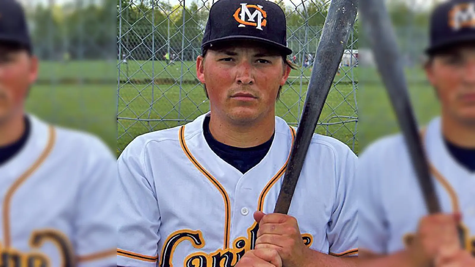 Nick Angstman bekam die Ehrung als »wertvollster Spieler«  für die Saison 2015. 	 (Foto: Verein)